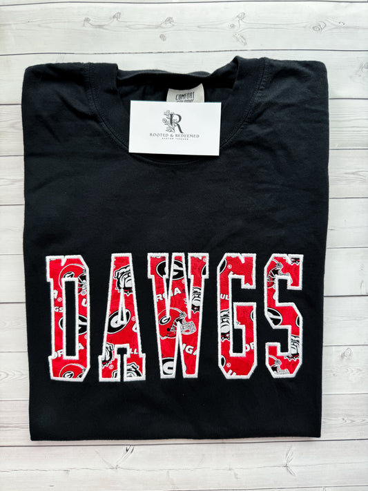Georgia Bulldogs “DAWGS” Satin Stitch Applique Embroidered Comfort Colors T Shirt