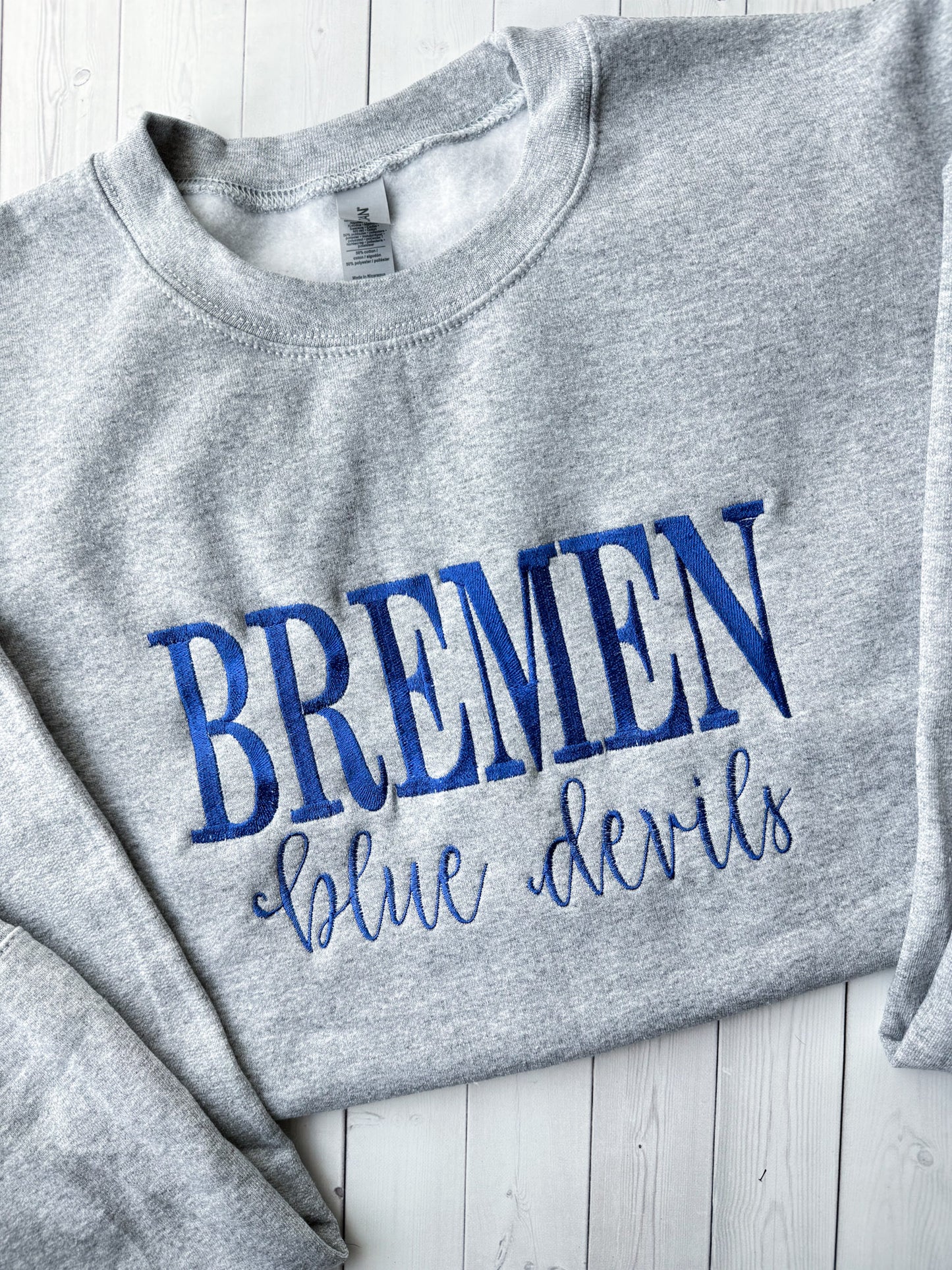 Solid Letter Bremen Blue Devils Embroidered Sweatshirt